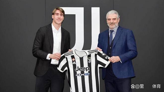 意甲第一高薪射手思考离队：合约即将结束，曼联蓝军拜仁想要签他