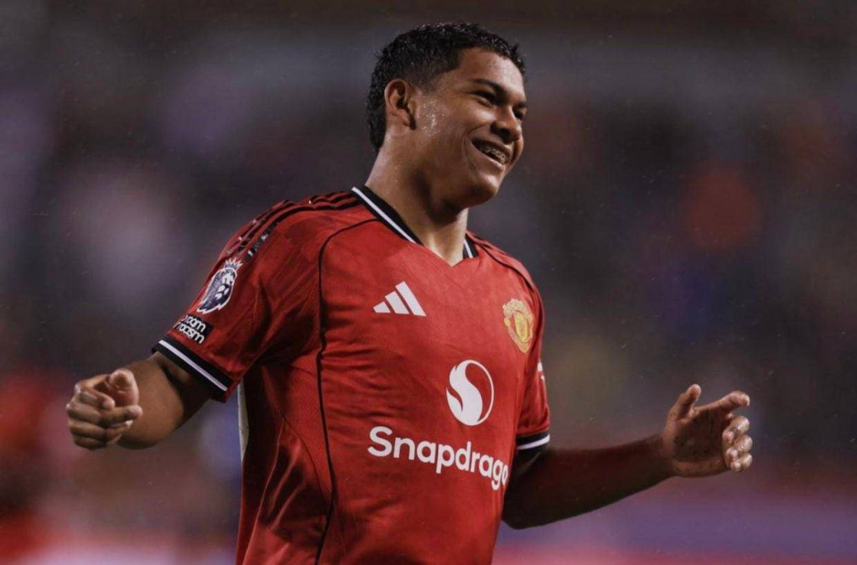 曼联冬窗或出租两小妖，未首秀700万新援在列！利马恢复将是关键